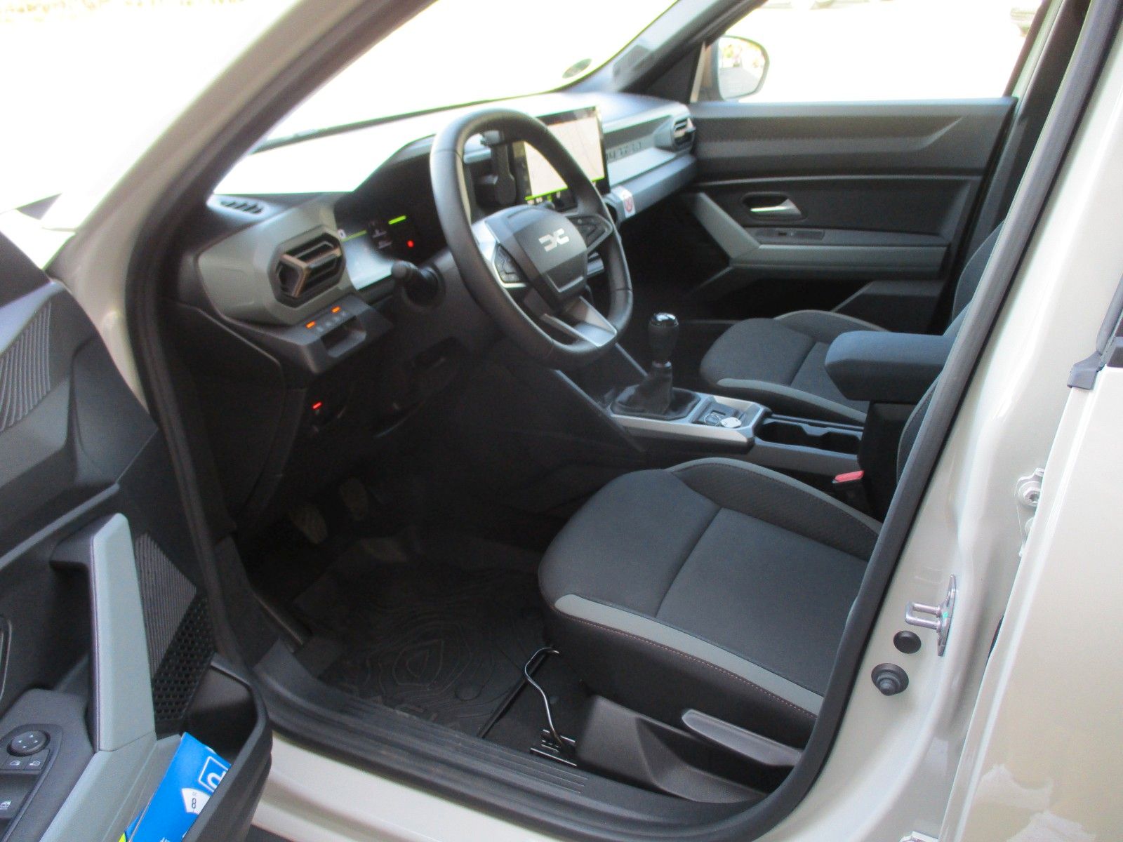 Dacia Duster III TCe 130 Extreme - Samsaru's Car Outlet