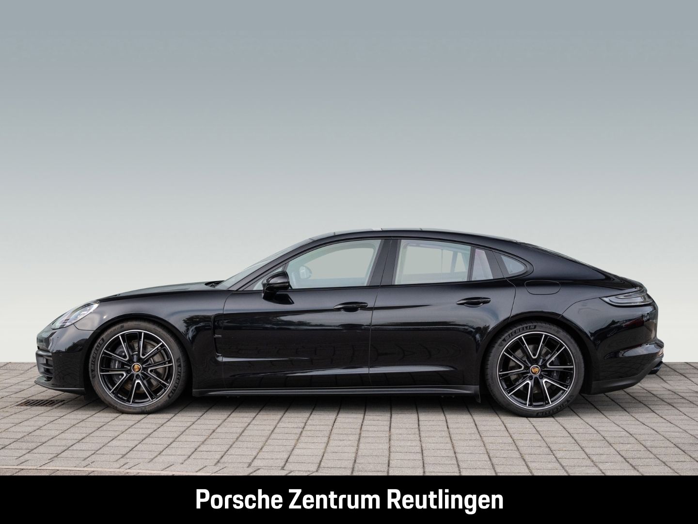 Porsche Panamera 4 E-Hybrid Platinum Edition HA-Lenkung