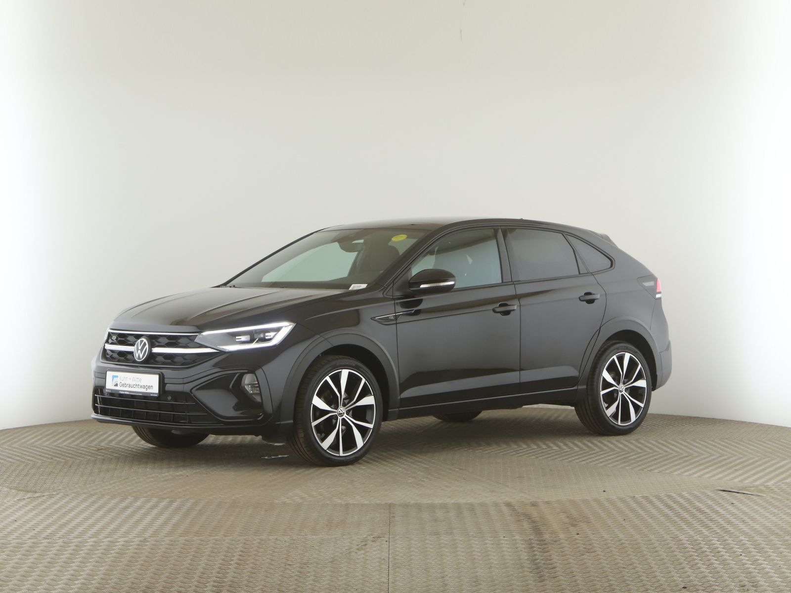 Volkswagen Taigo 1.0 TSI R-Line - Samsaru's Car Outlet