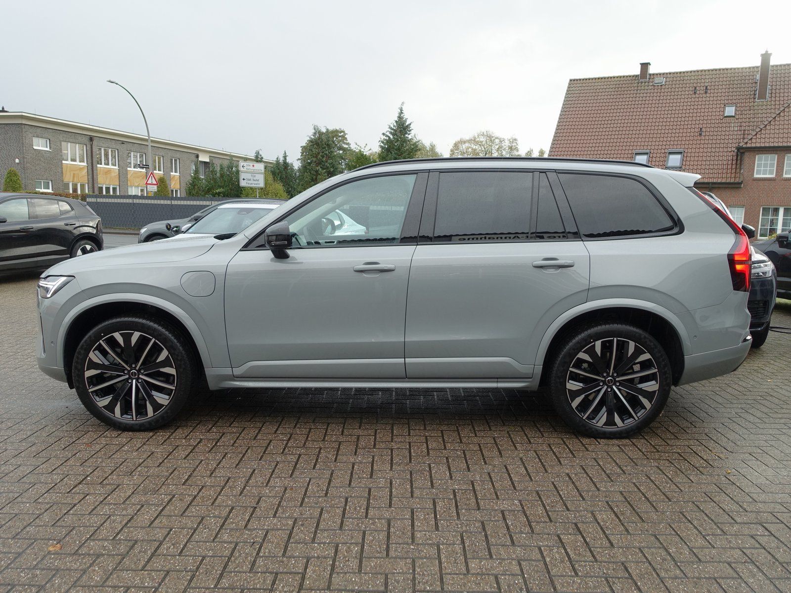 Volvo XC90 Plus Dark T8 AWD B&W/HUD/PANO/FOUR-C/360°