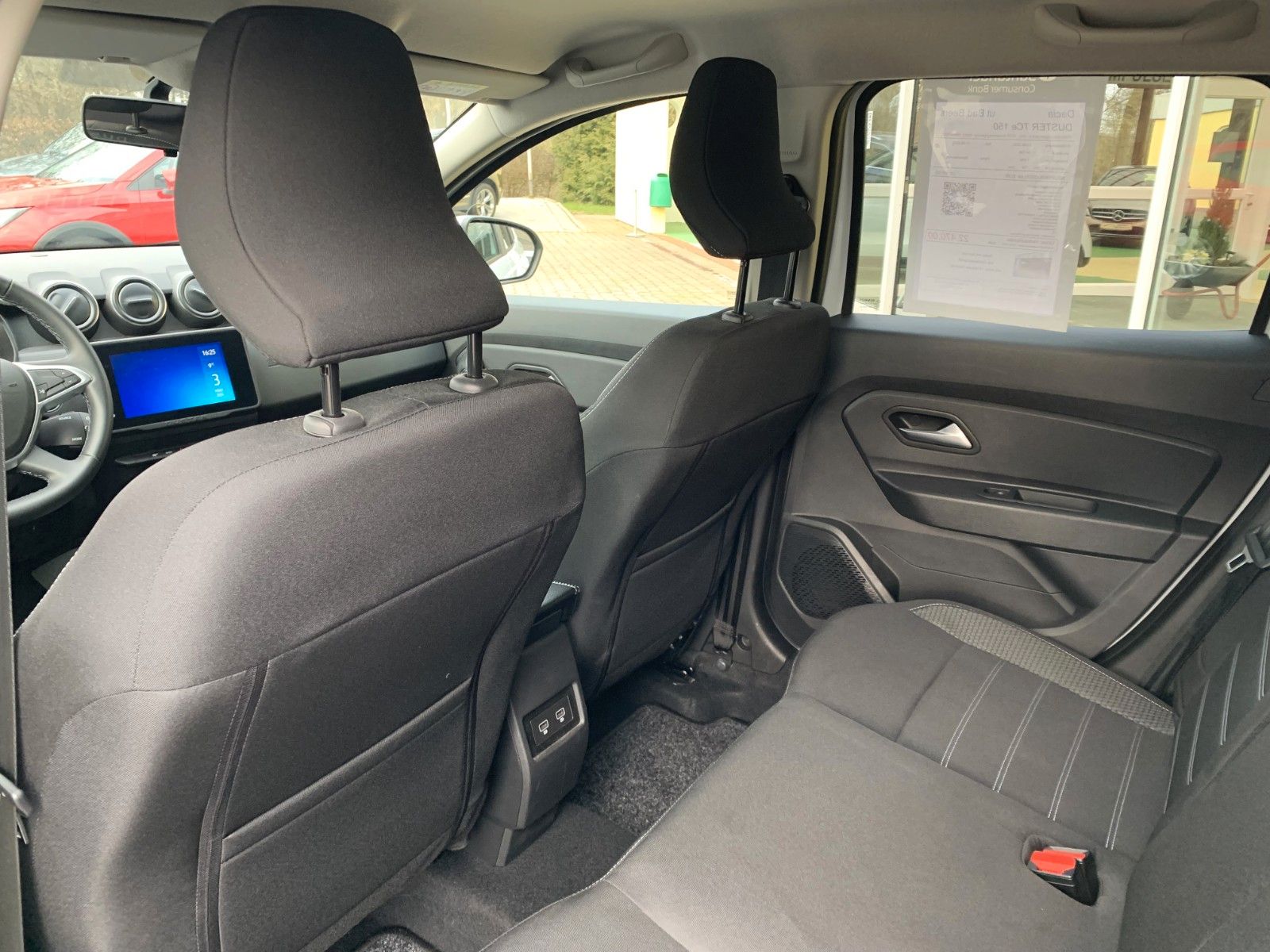 Dacia Duster TCe 150 2WD Prestige - Samsaru's Car Outlet