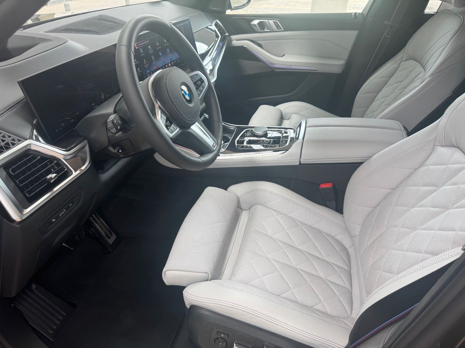 BMW X5 30d M SPORT.LUFTFEDER.SKY.SOFTCLOSE.AHK.360°