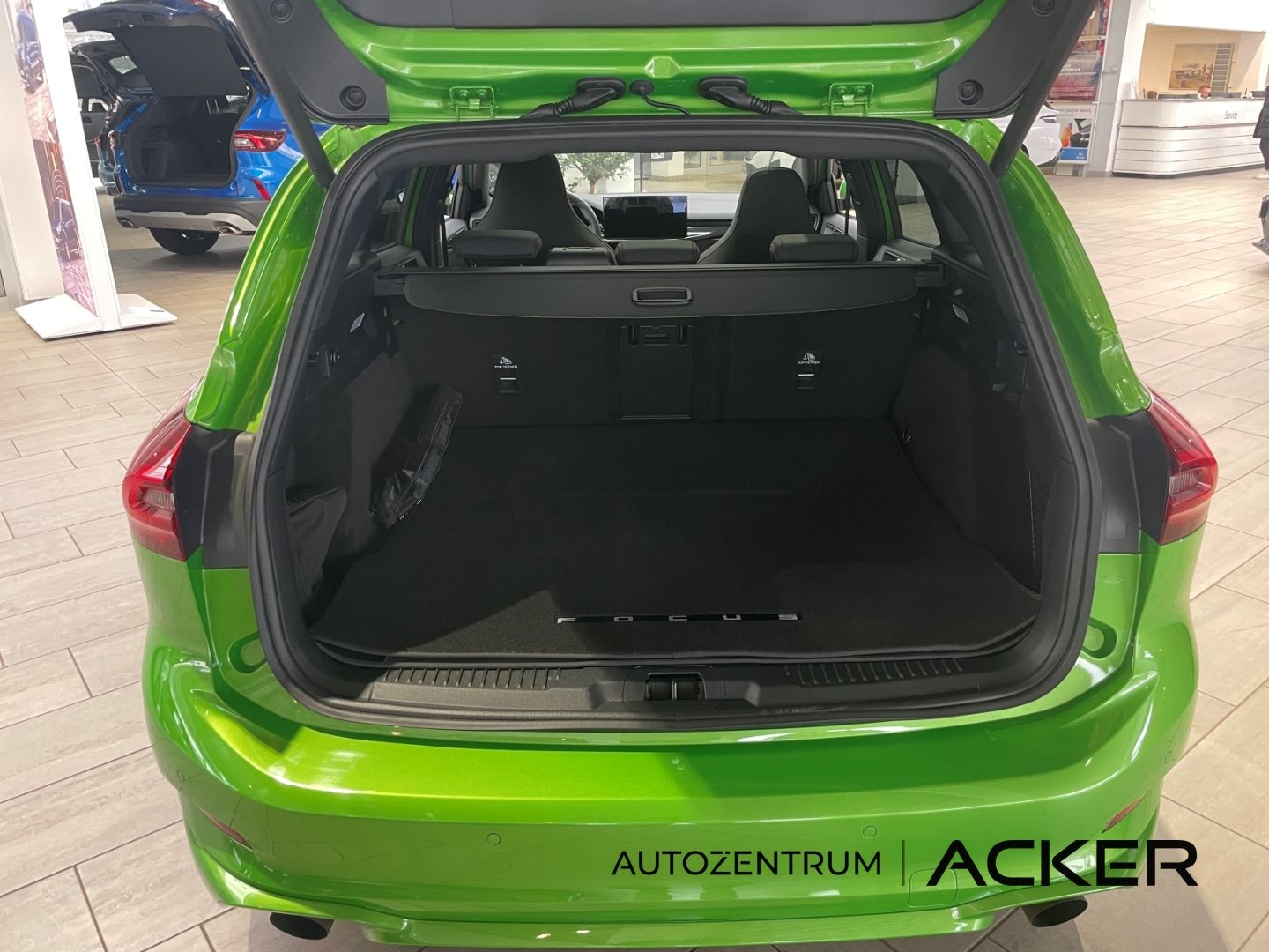 Ford Focus ST X Turnier 2.3 AT Pano/aAHK/ACC -34%*
