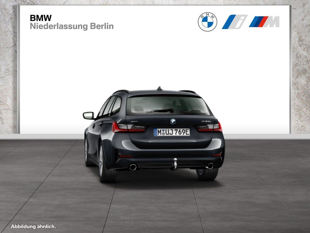 BMW 330e xDrive Touring - Samsaru's Car Outlet