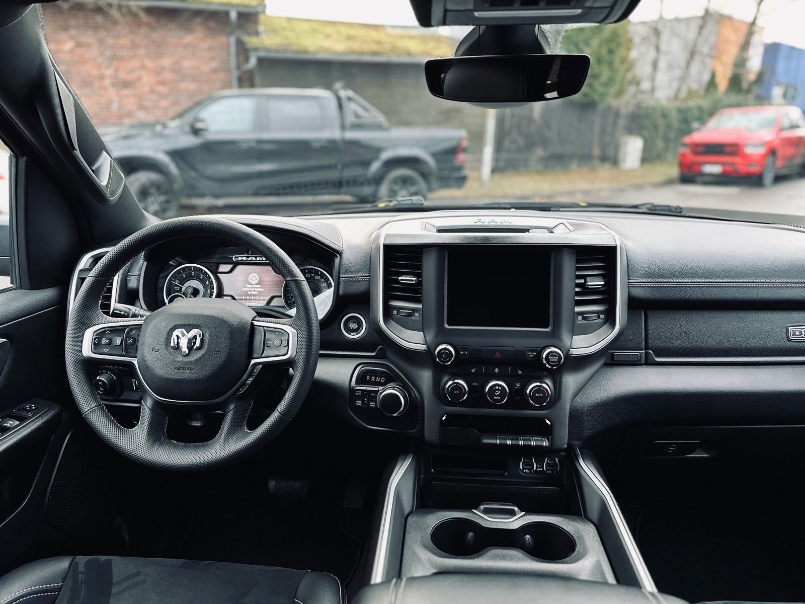 Dodge 5.7 V8*LIFT*BÜGEL*OFFROAD*AHK*NAVI*LED*GARANTIE