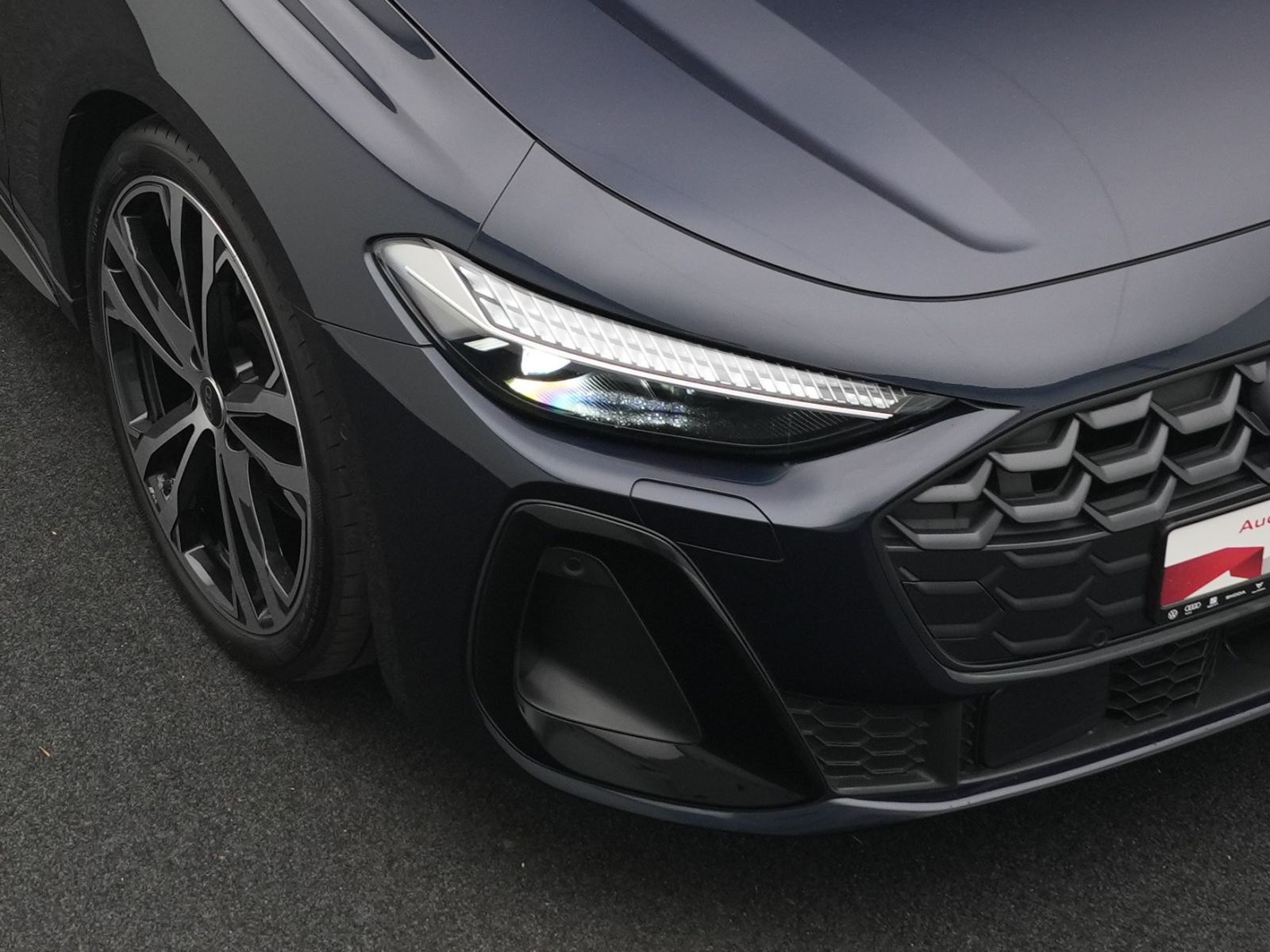 Audi A5 Avant TFSI qu. 2x S line *AHK*PANO*HdUp*20''*