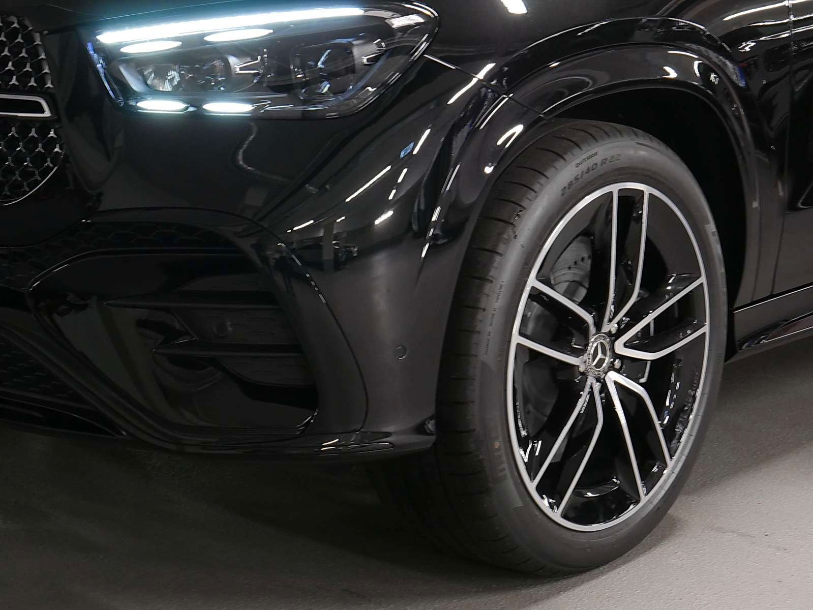 Mercedes-Benz GLE 450 d 4M+AMG+7SITZE+AIR+AHK+DIST+PANO+MBEAM+