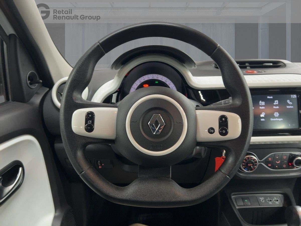 Renault Twingo ZEN ELECTRIC - Samsaru's Car Outlet