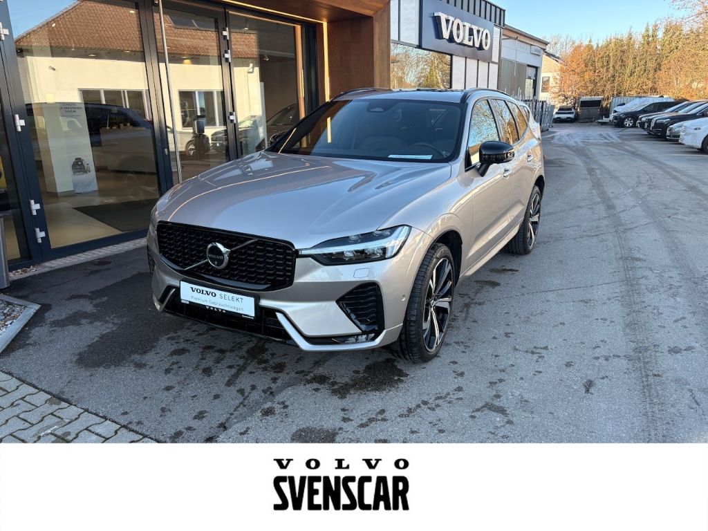 Volvo XC60 B4 Ultimate Dark HUD Pano Luftfed. 360° Har