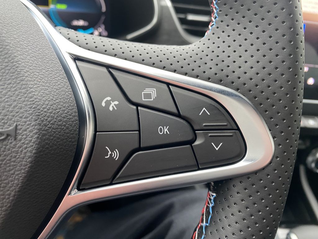 Renault Arkana E-TECH Full Hybrid 145 Espirit Alpine - Samsaru's Car Outlet