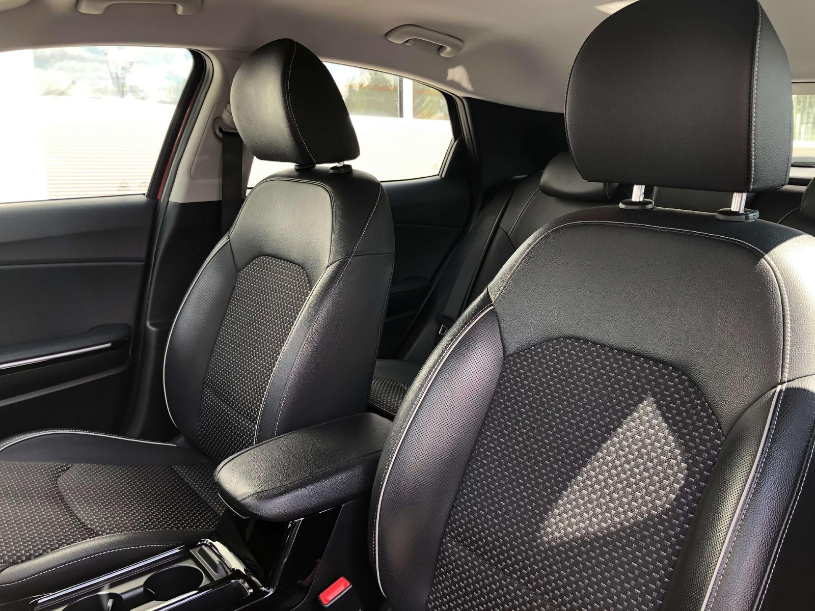 Kia XCeed Spirit PHEV - Samsaru's Car Outlet