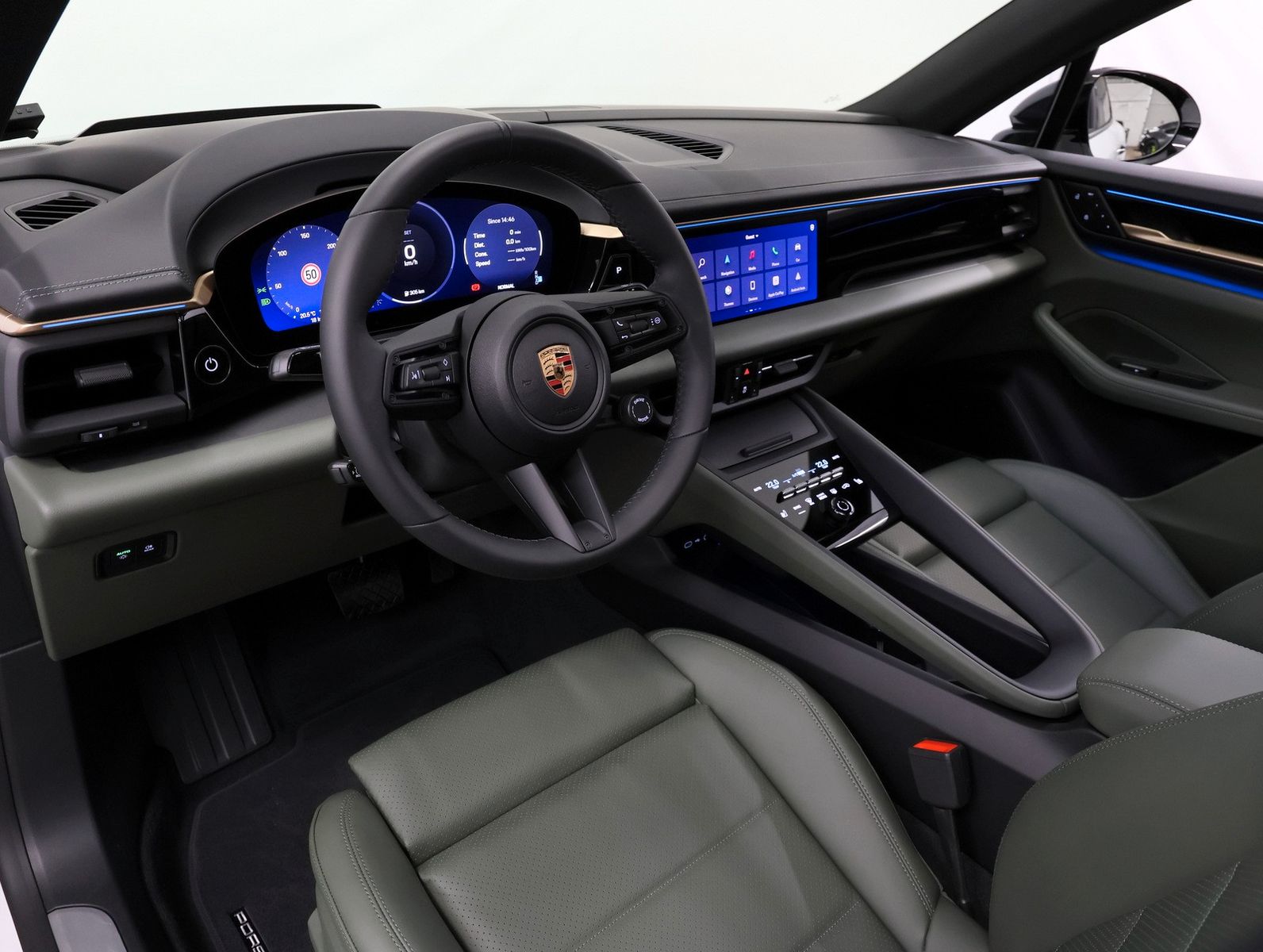 Porsche Macan Electric 4