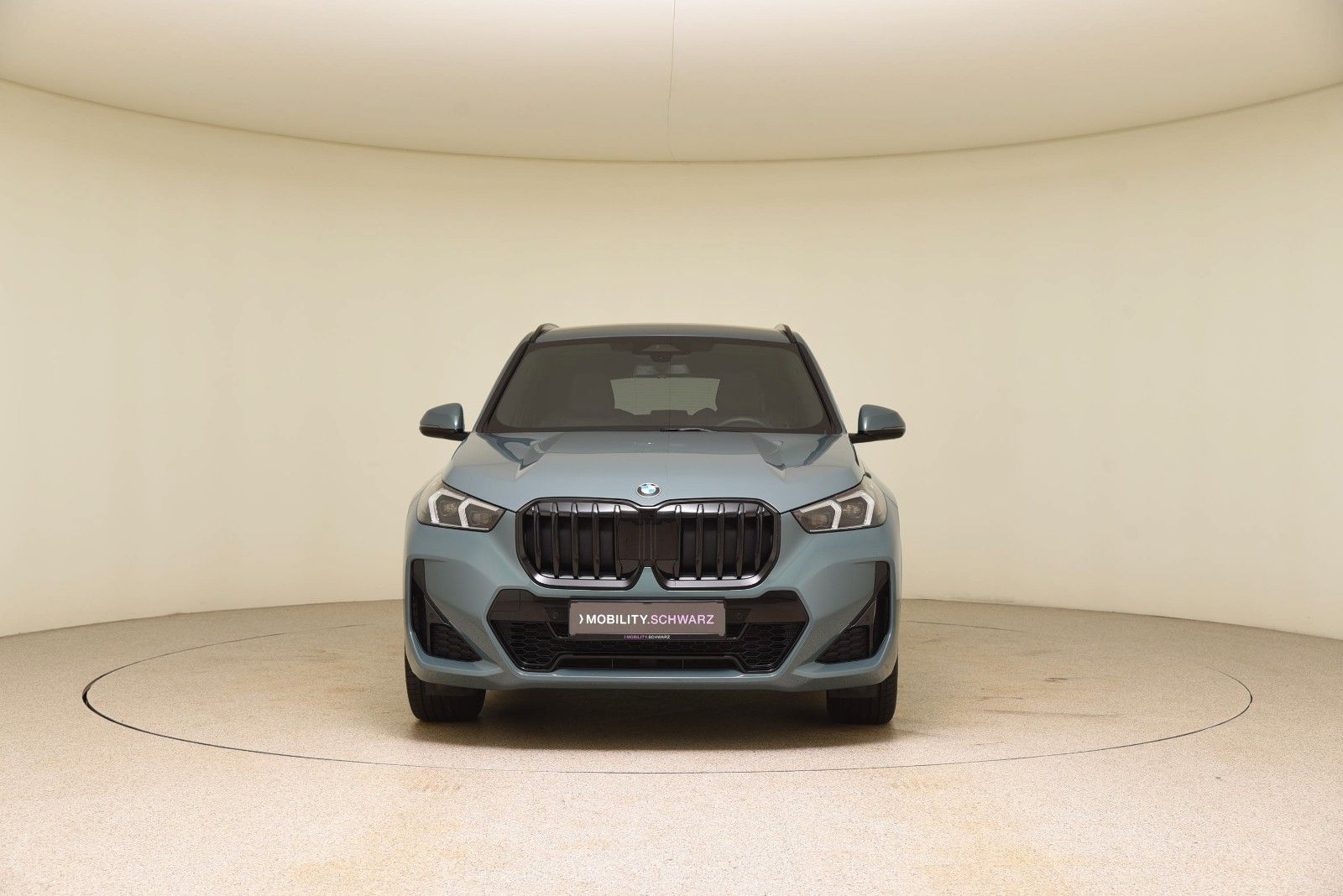 BMW X1 xDrive23d M Sportpaket - Samsaru's Car Outlet