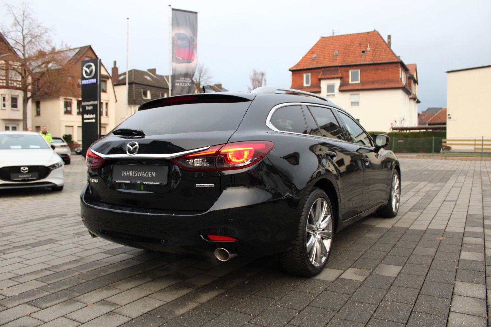 Mazda 6 Kombi TAKUMI*LEDER*360*HUD*BOSE**GSD*MATRIX