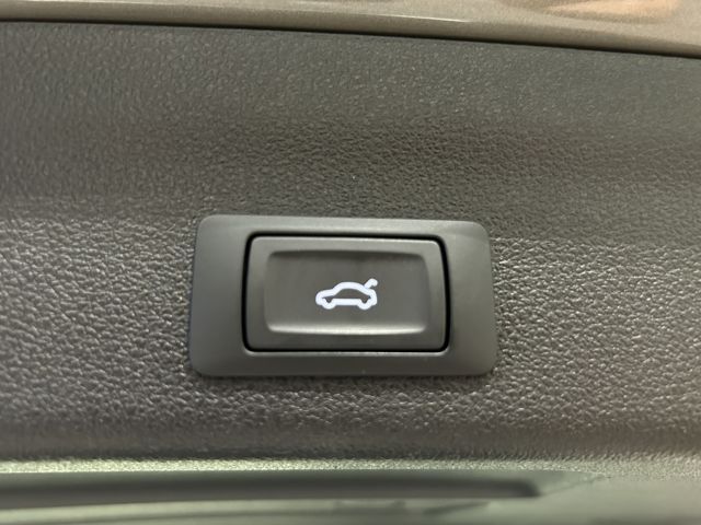 Audi A6 Allroad 40 TDI Black Edition - Samsaru's Car Outlet
