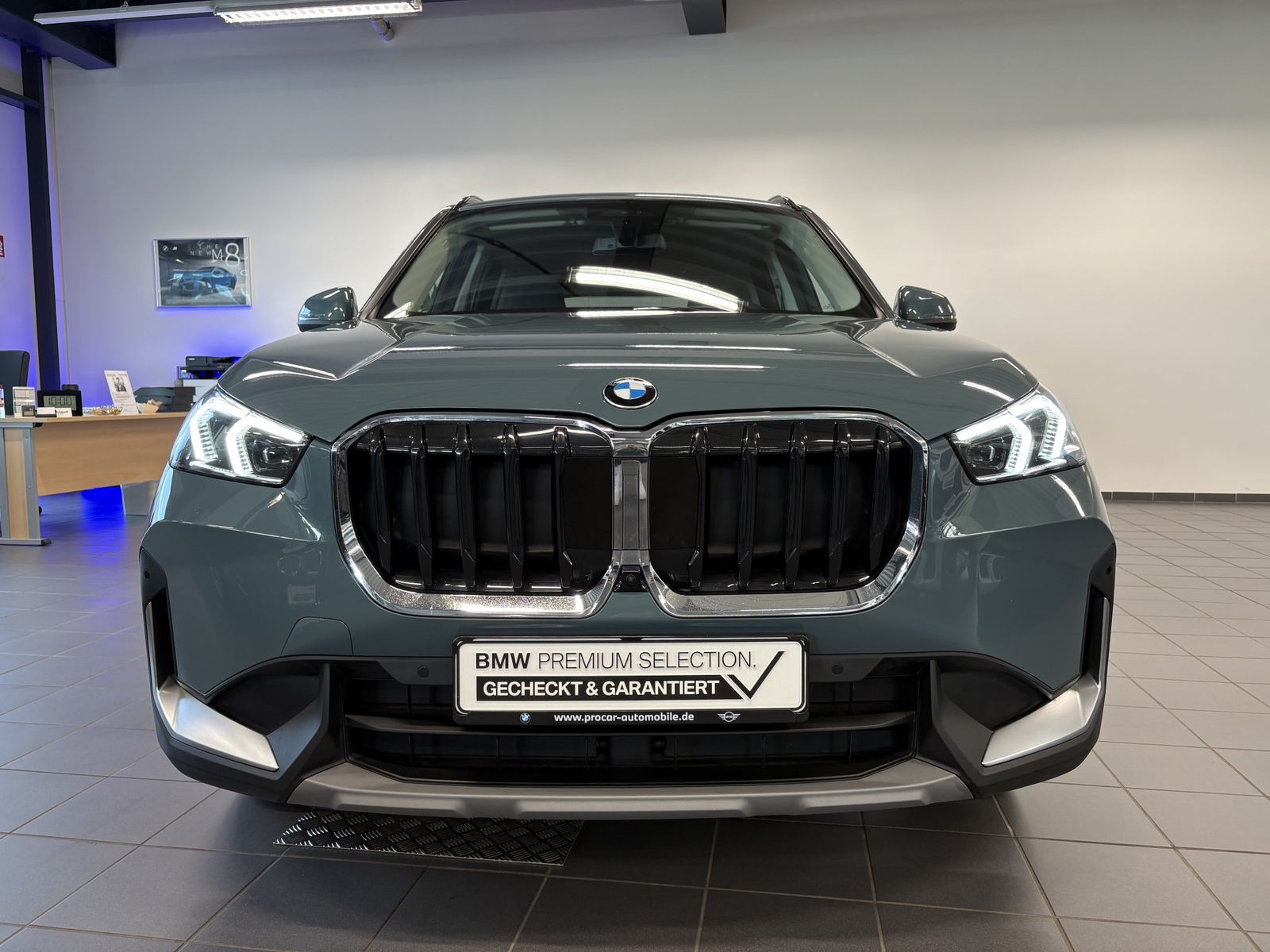 BMW X1 xDrive23d - Samsaru's Car Outlet