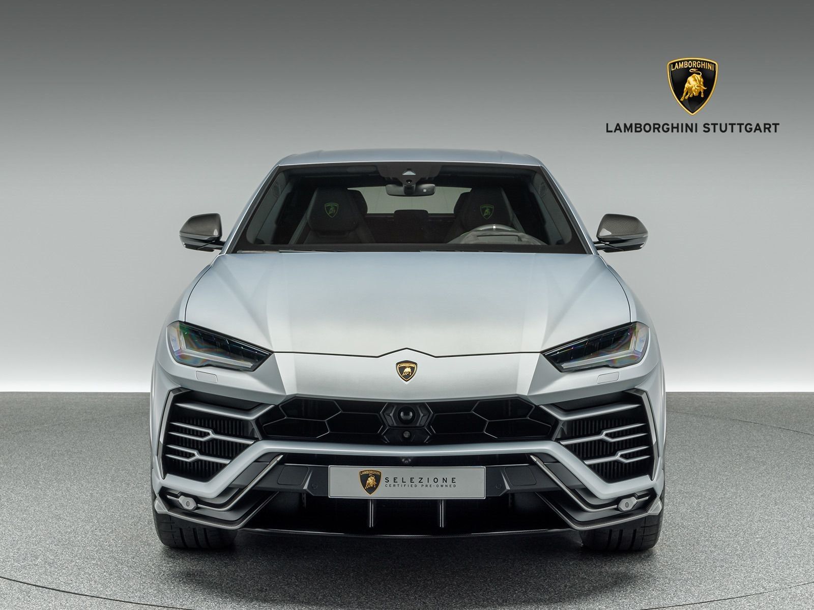 Lamborghini Urus - Samsaru's Car Outlet