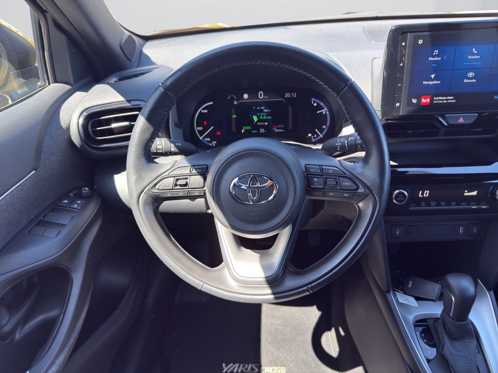 Toyota Yaris Cross Hybrid Team D *ALLE PAKETE*