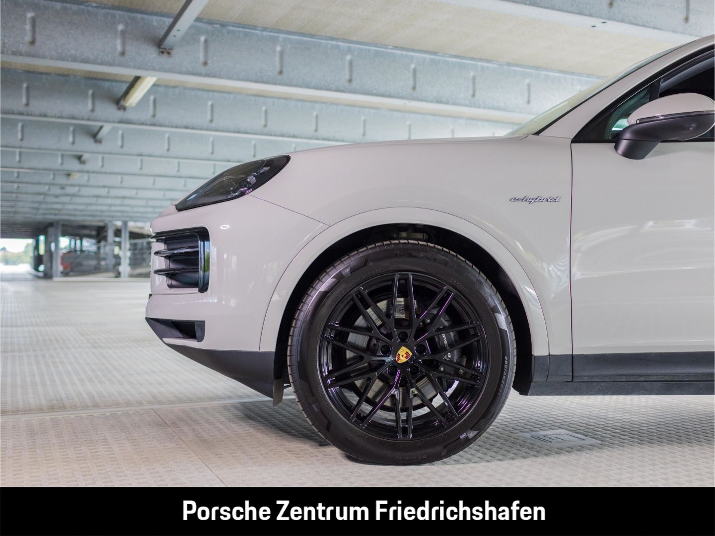 Porsche Cayenne E-Hybrid BOSE LED-Matrix Panoramadach