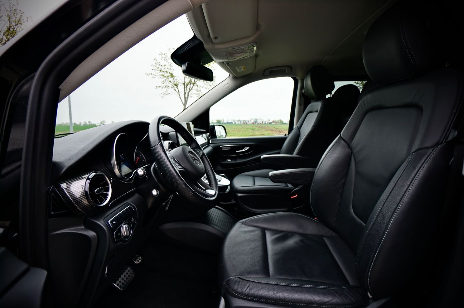 Mercedes-Benz V 300 EDITION SPORT - Samsaru's Car Outlet