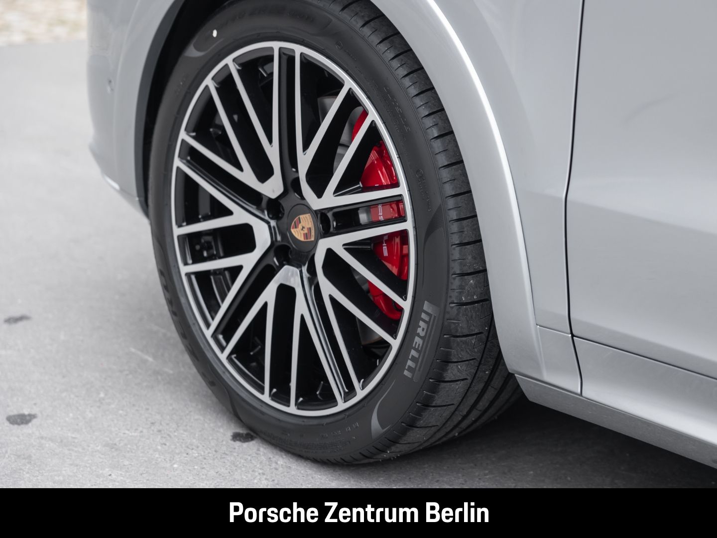 Porsche Cayenne S E-Hybrid Burmester Sportabgasanlage