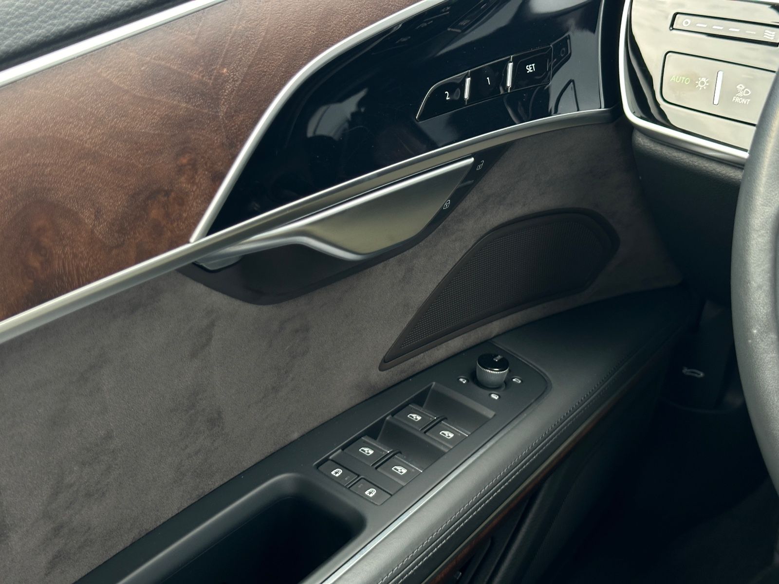 Audi A8 50 TDI SPORT - Samsaru's Car Outlet