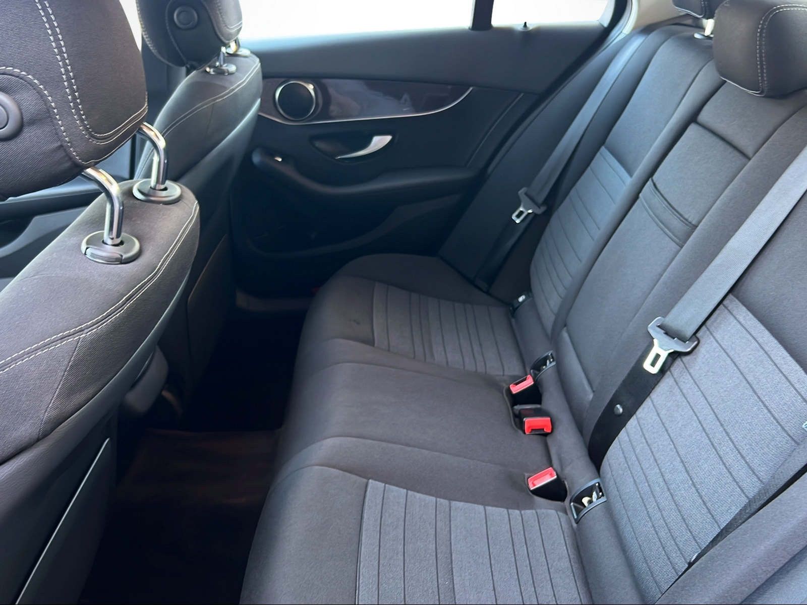 Mercedes-Benz C 220d Avantgarde Business PLUS - Samsaru's Car Outlet