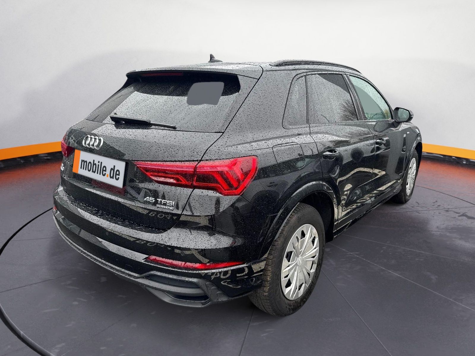 Audi Q3 45 TFSI qu S line - Samsaru's Car Outlet