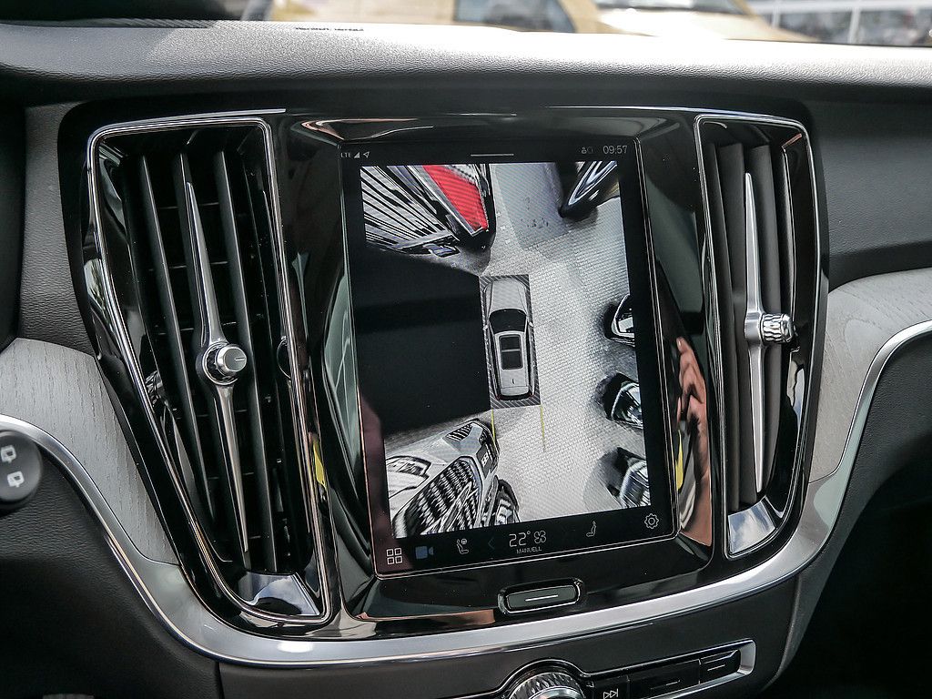 Volvo V60 T6 Recharge Plus Dark AWD