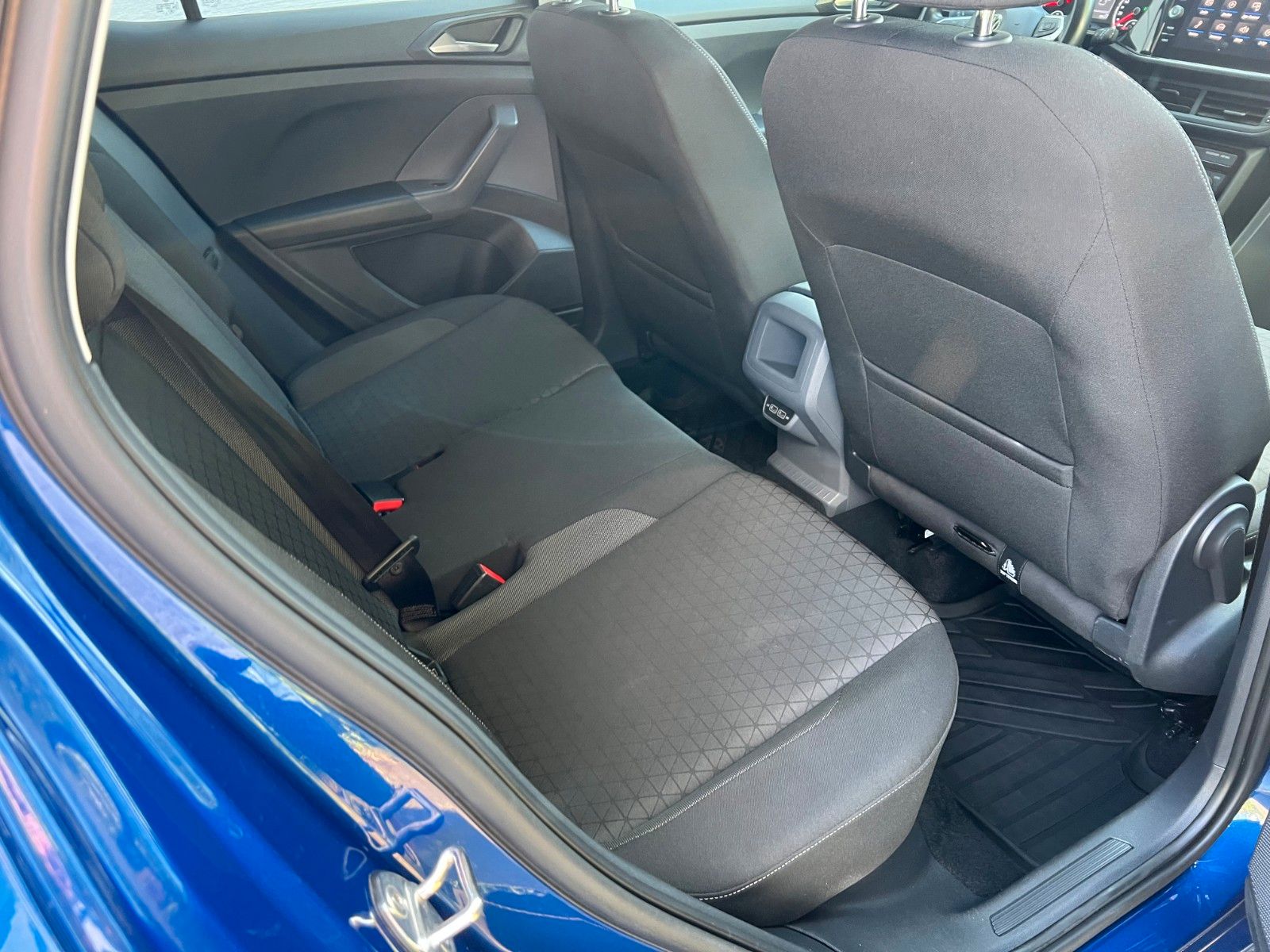 Volkswagen T-Cross Life - Samsaru's Car Outlet