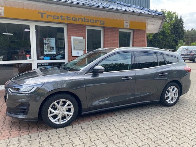 Ford Focus Turnier Titanium