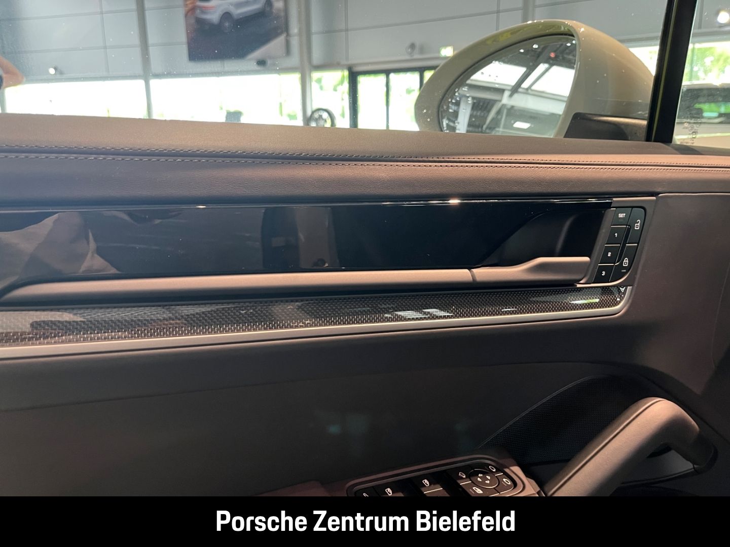 Porsche Cayenne BOSE Sportabgasanlage Panoramadach LED