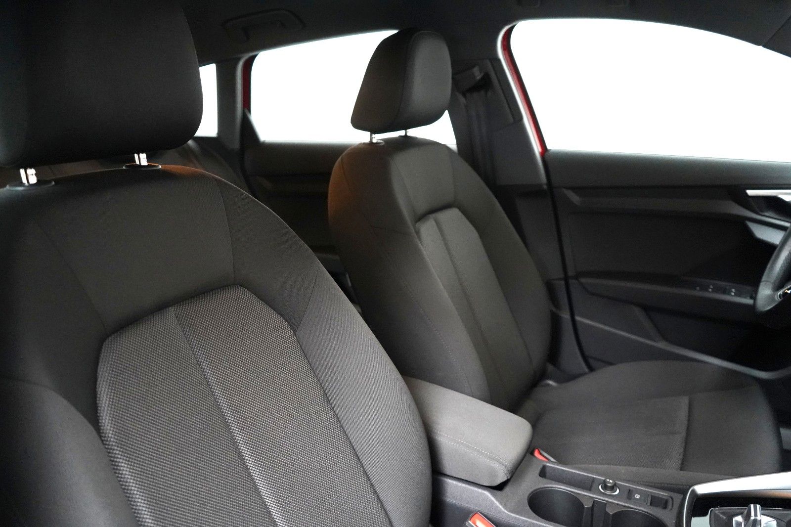 Audi A3 30 TFSI Advance - Samsaru's Car Outlet
