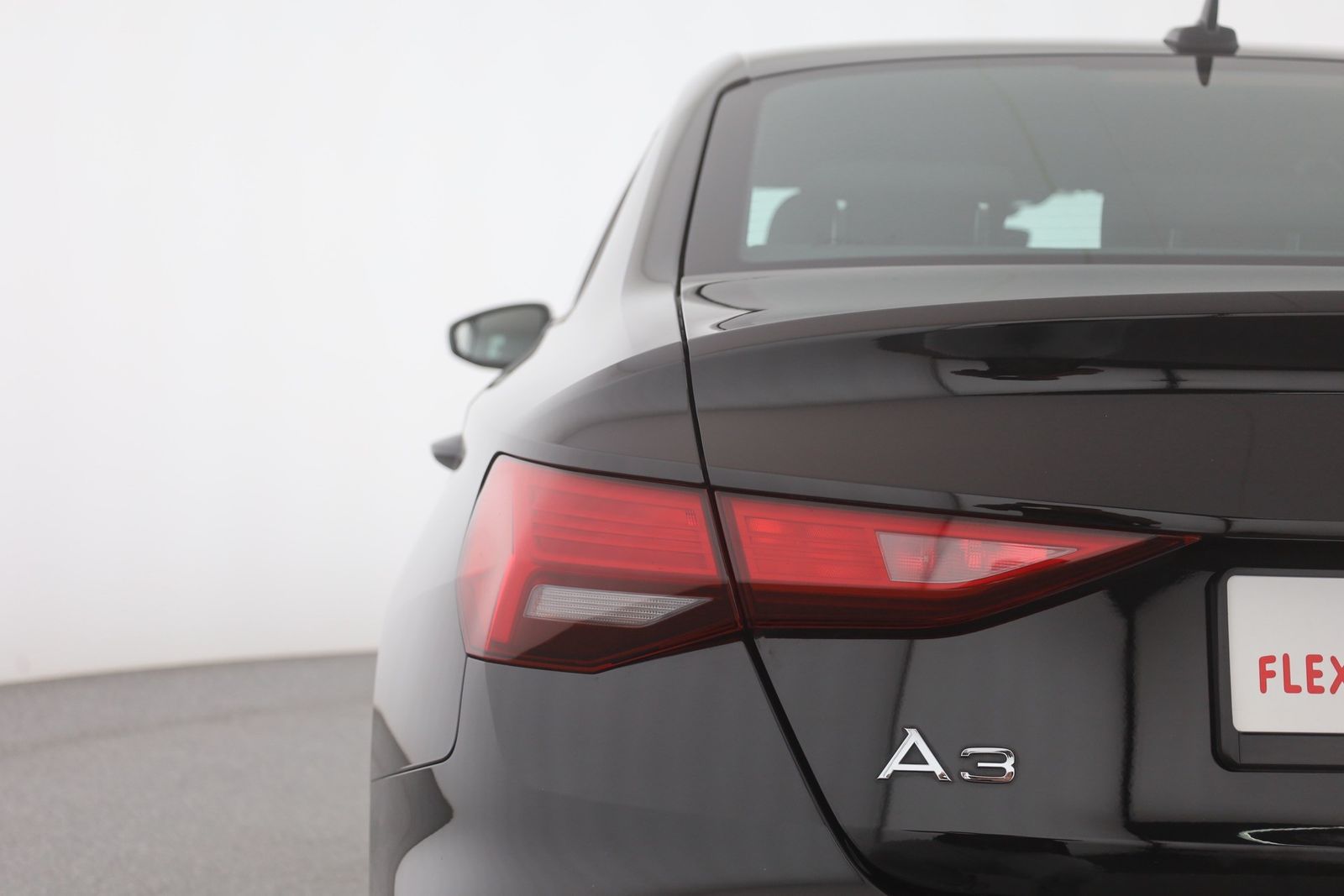 Audi A3 35 TDI Limousine LED Navi Sitzheizung DAB AHK