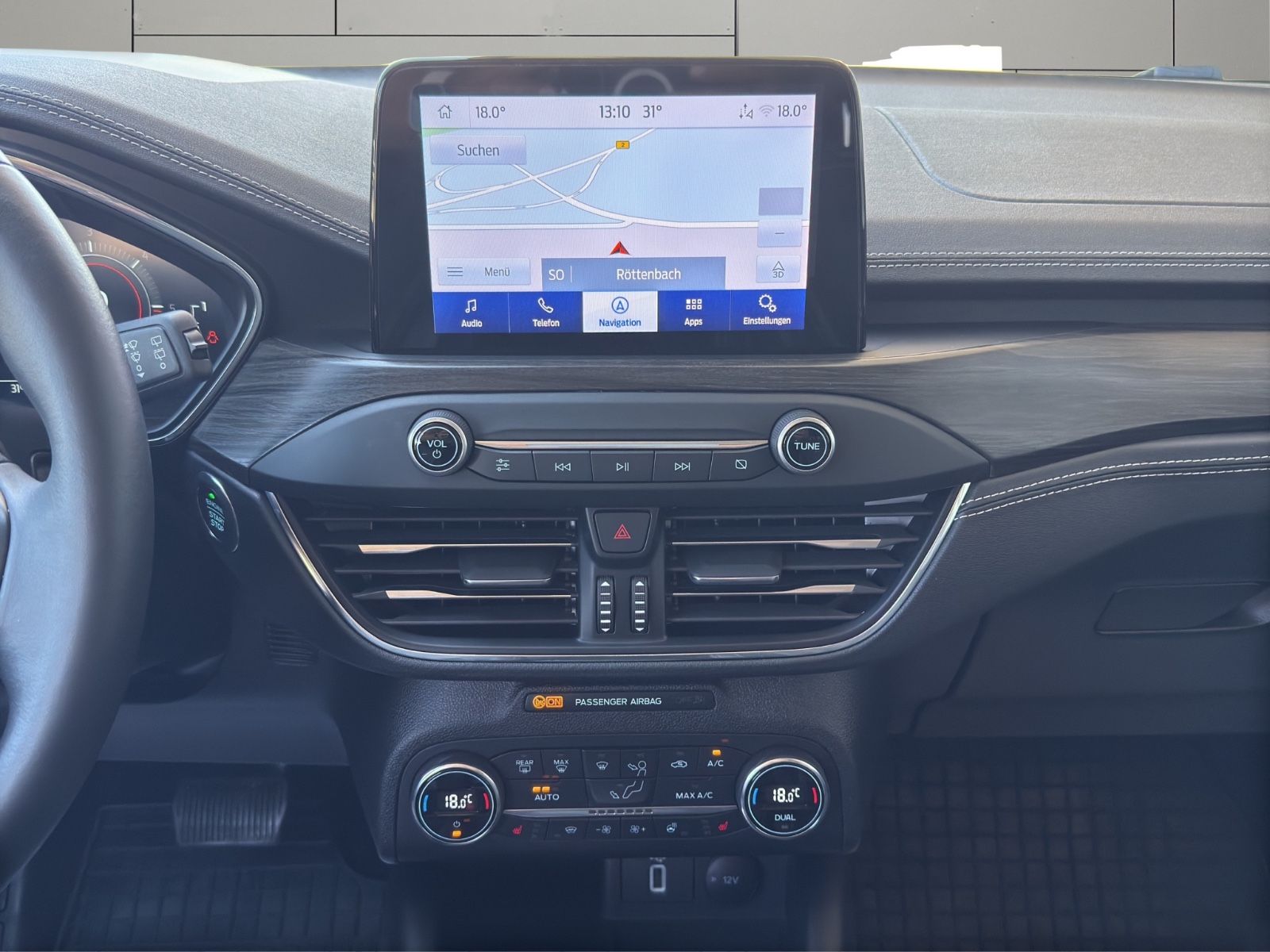 Ford Focus 2.0 Vignale - Samsaru's Car Outlet