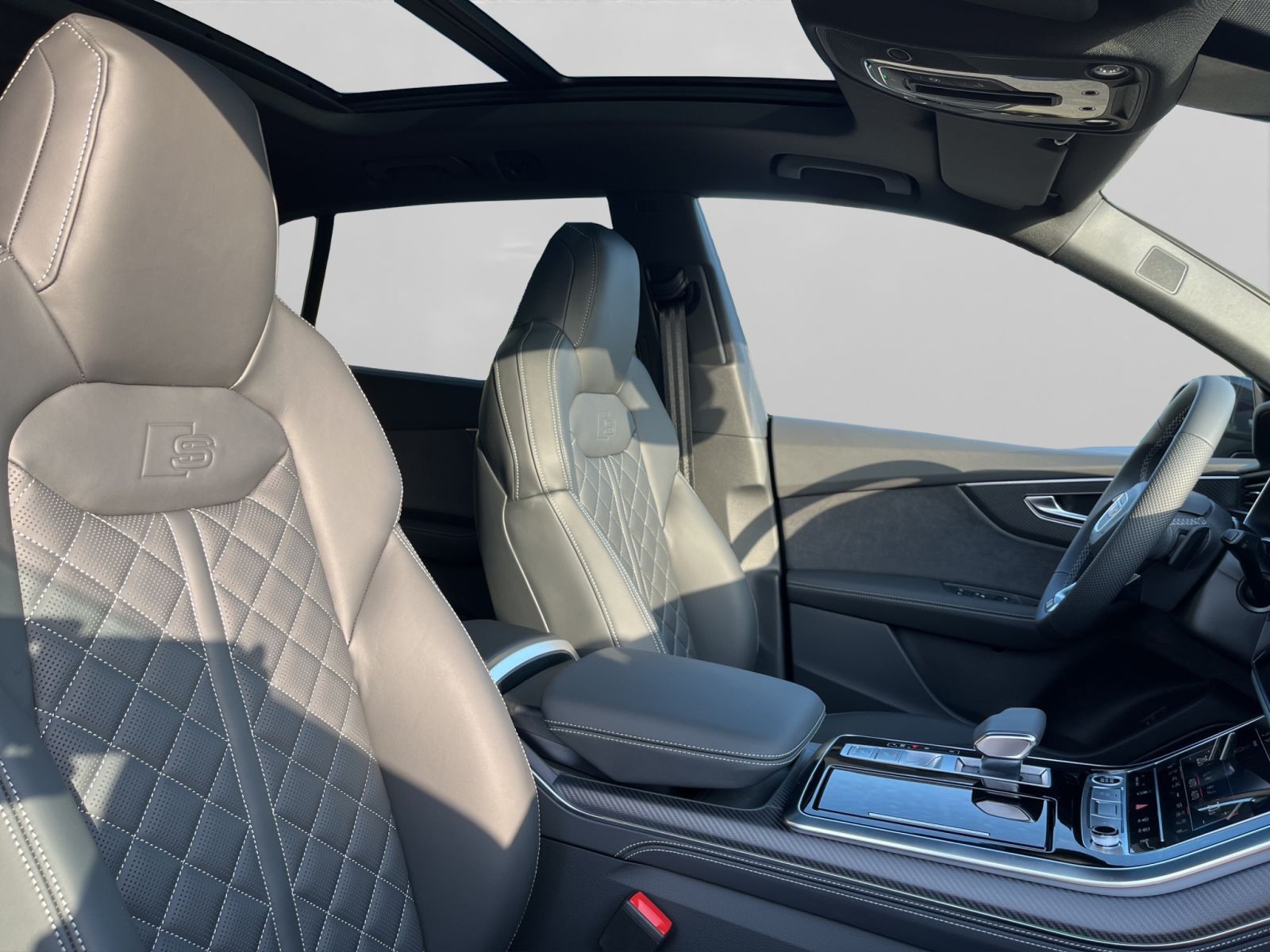 Audi Q8 50 TDI quattro S Line Pano+Matrix+Sthz+ACC+Le
