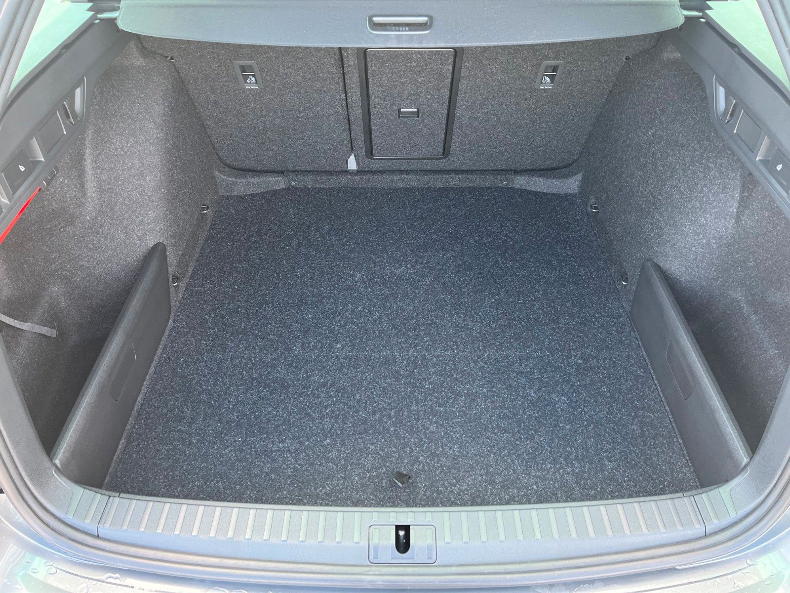 Skoda Octavia RS 2.0 TSI - Samsaru's Car Outlet