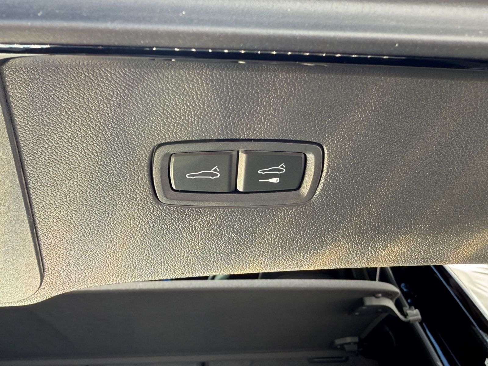 Porsche Cayenne E-Hybrid*Carbon*Hinterachslenkung*Sport*