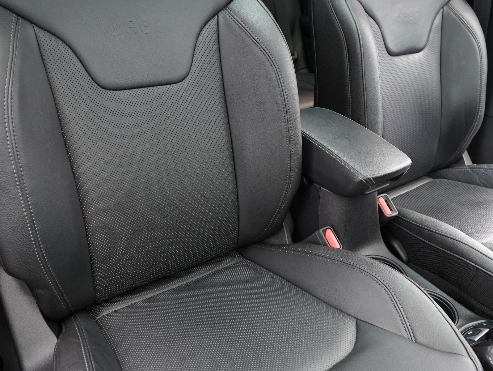Jeep Compass S 1.3 Plug-In Hybrid 4WD PANO/AHK