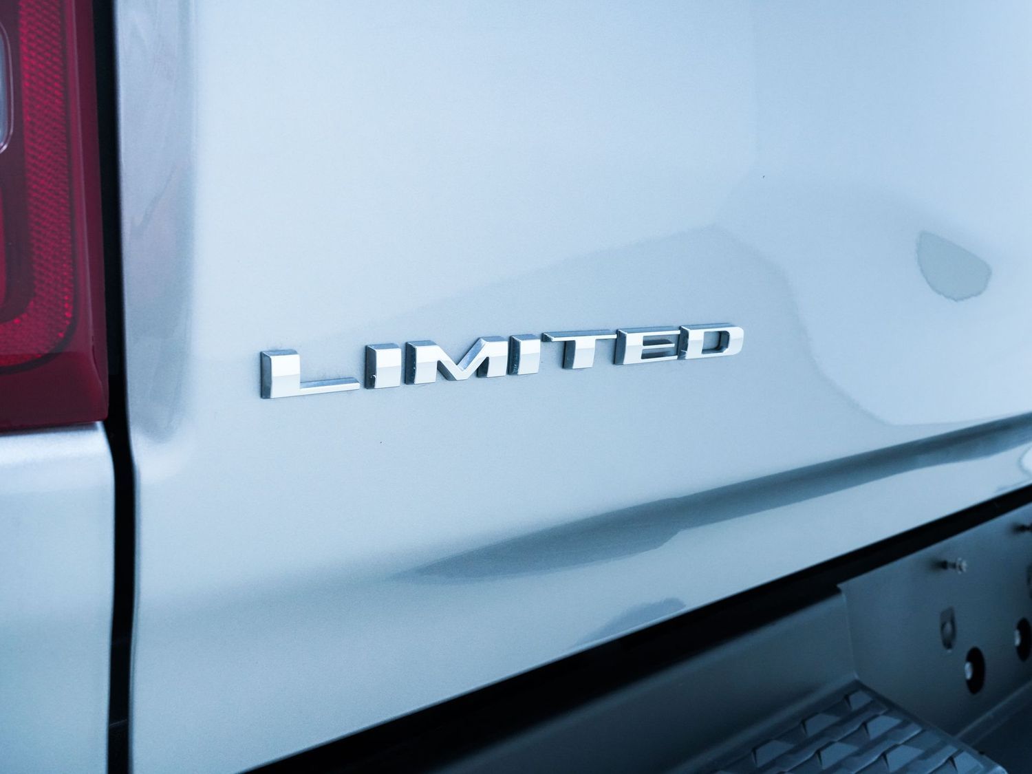 Dodge RAM 1500 Limited ***MEGA VOLL***