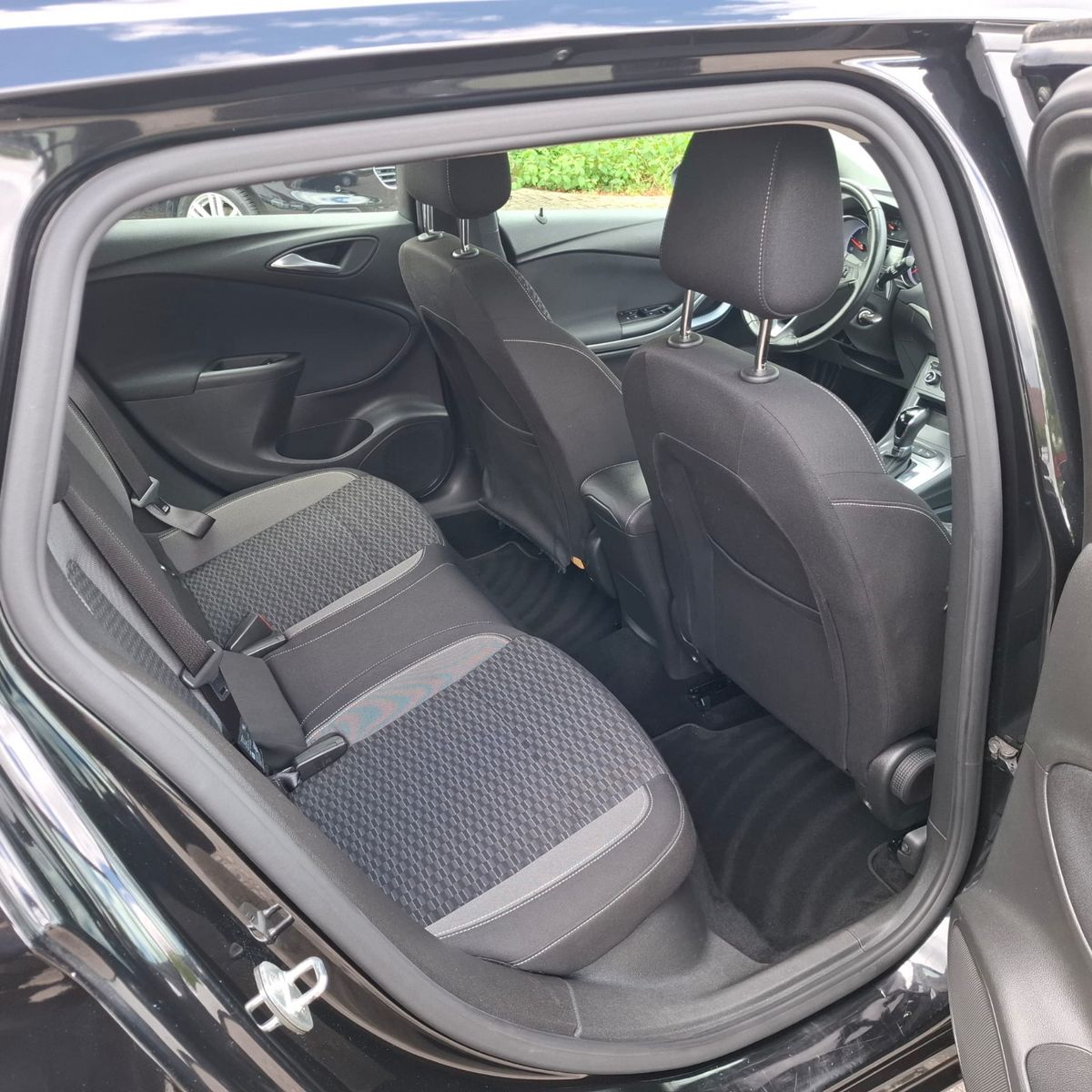 Opel Astra K Sports Tourer 1.5D Edition - Samsaru's Car Outlet