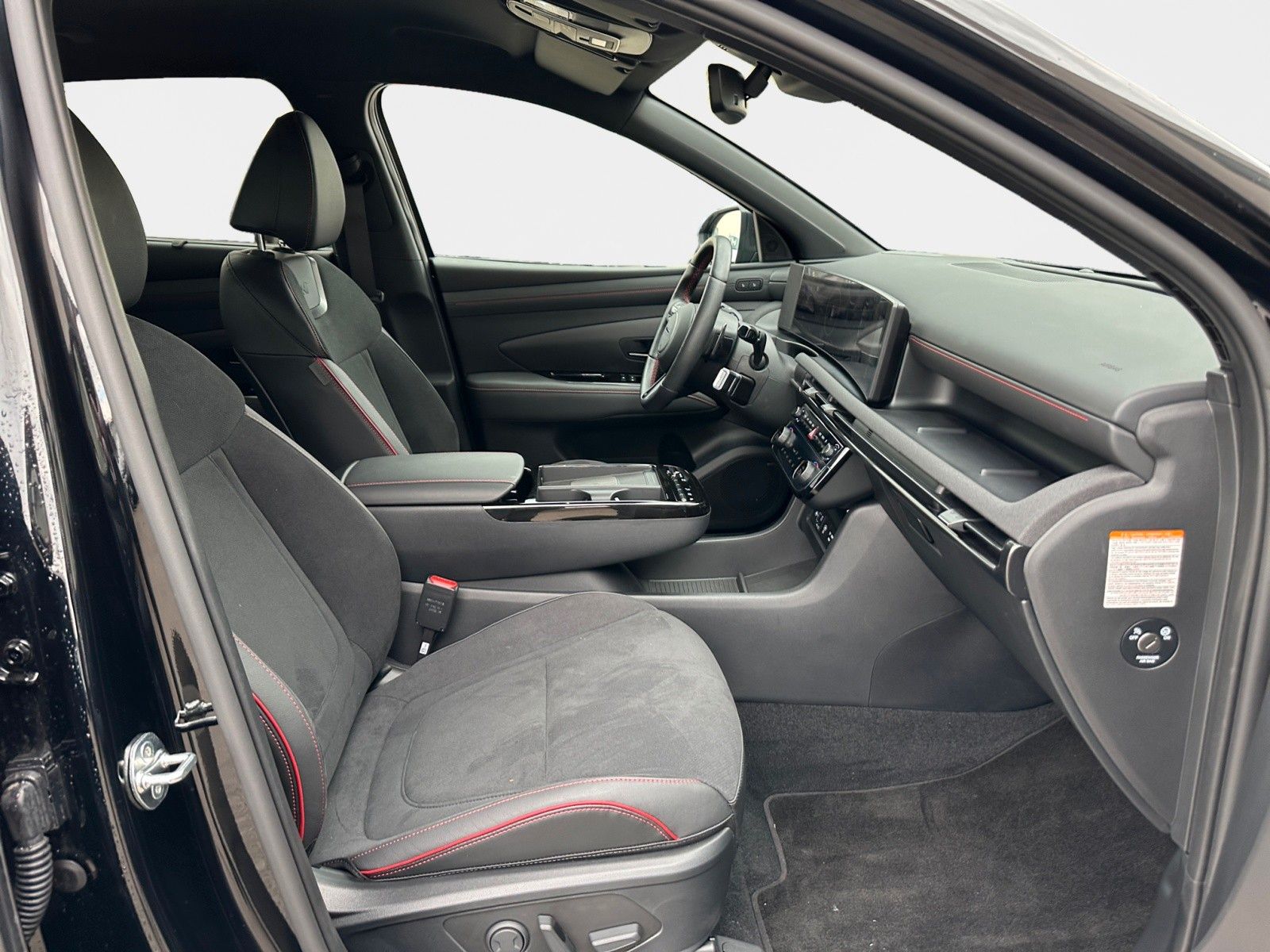 Hyundai TUCSON N Line Hybrid 2WD - Samsaru's Car Outlet