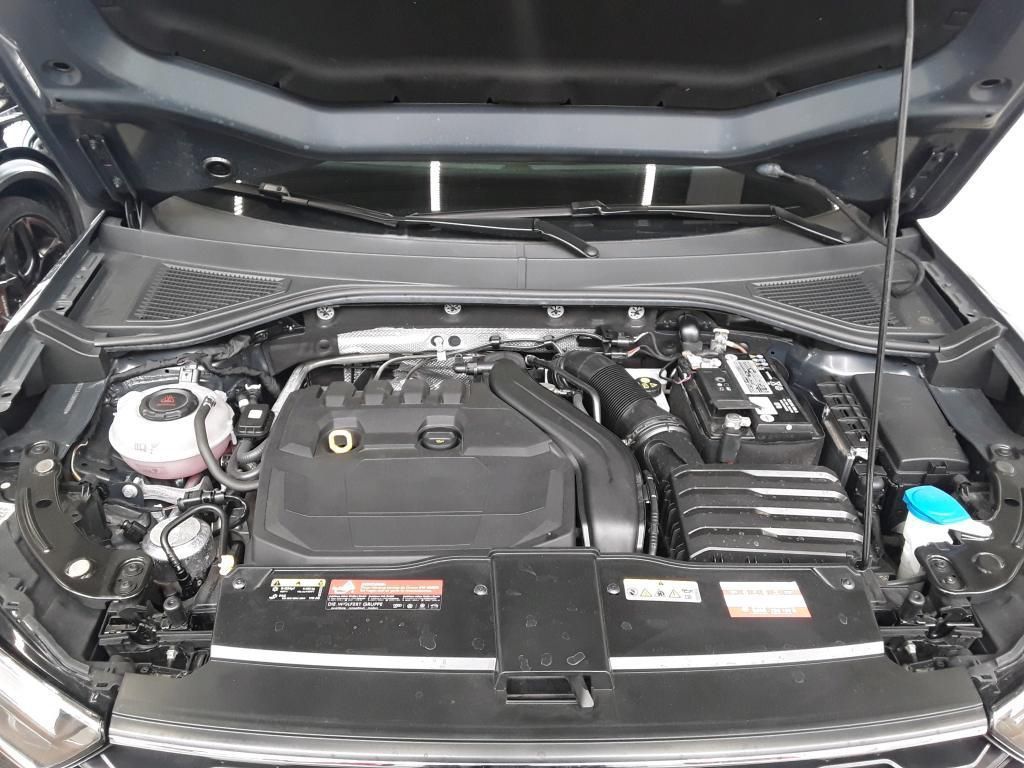 Volkswagen T-Roc Sport 1.5 TSI DSG - Samsaru's Car Outlet