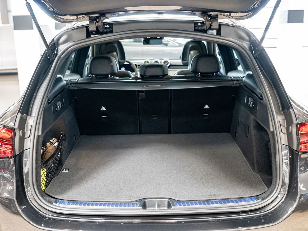 Mercedes-Benz GLC 220 d 4M Edition AMG AHK Distr. LED Pano Nav