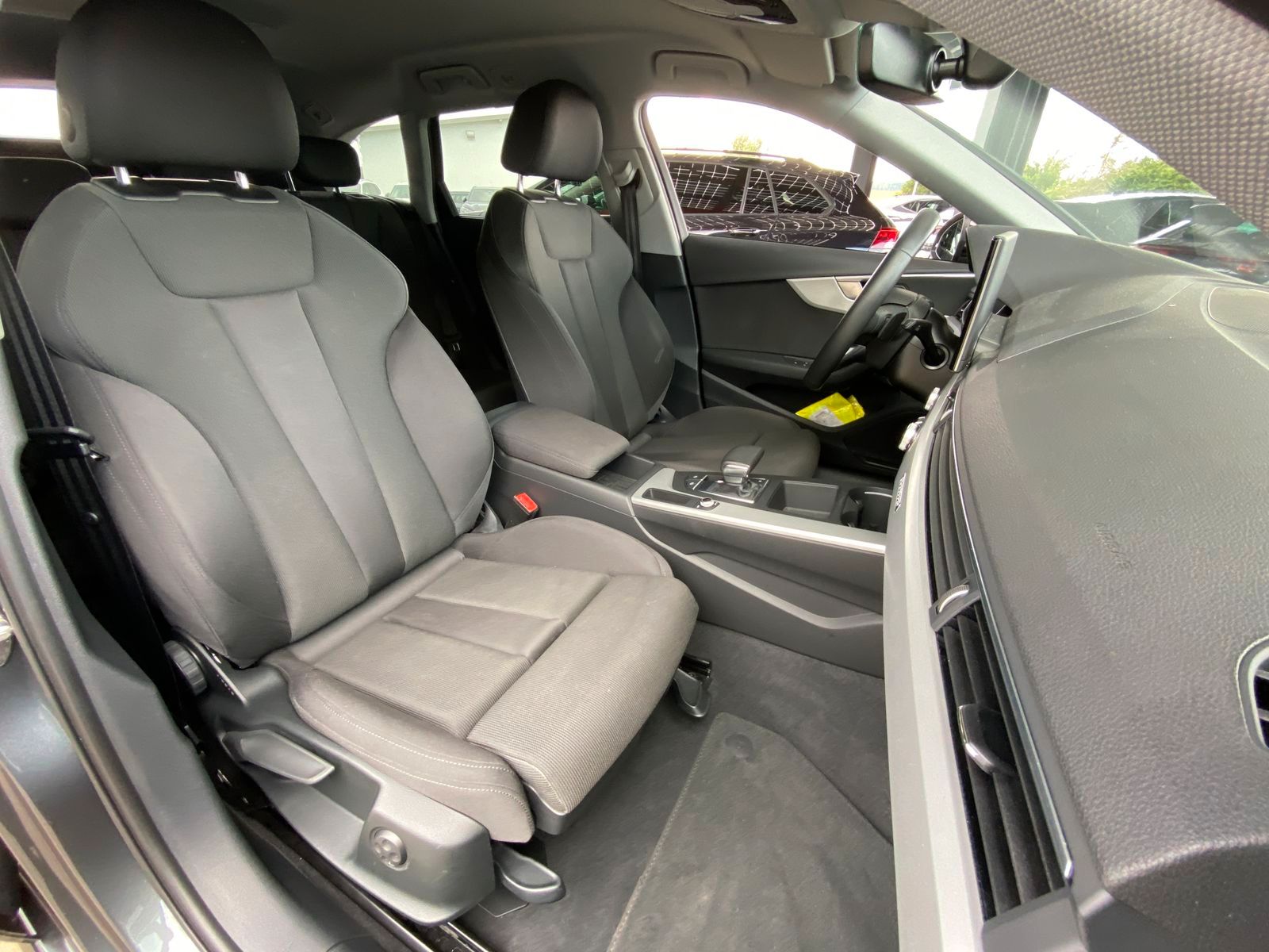 Audi A4 Avant 45 TFSI quattro S line competition +...