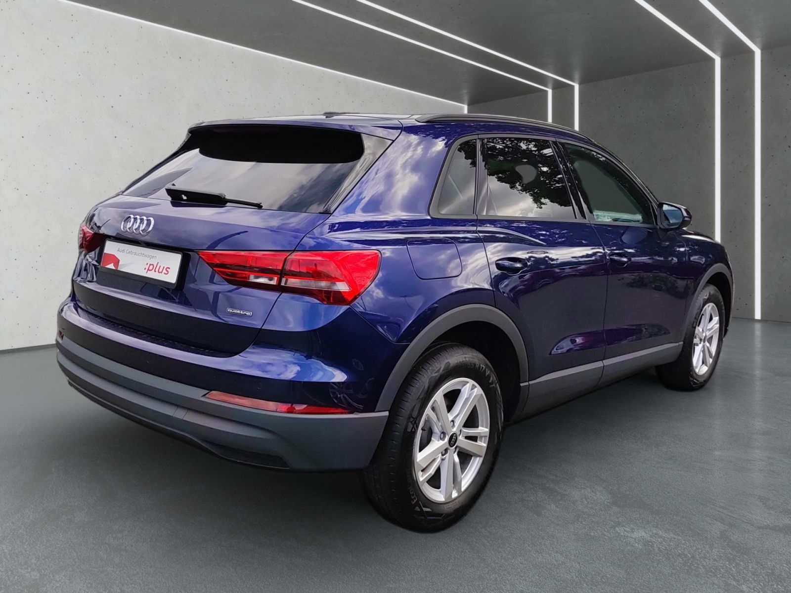 Audi Q3 35 TDI qu. S tronic - Samsaru's Car Outlet