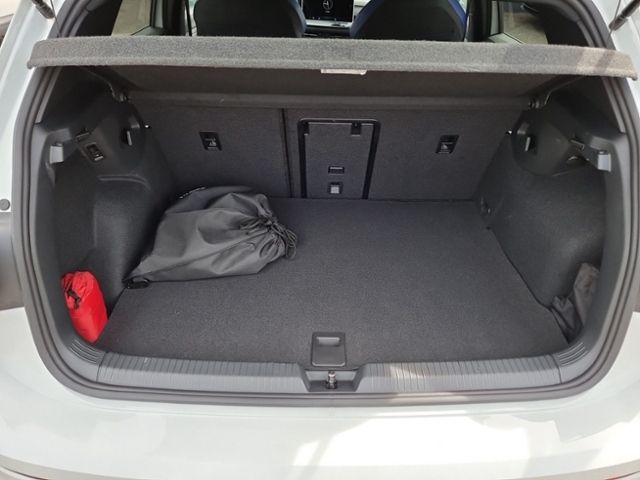 Volkswagen Golf VIII 1.5 eHybrid GTE IQ.LIGHT AHK NAVI KEYL