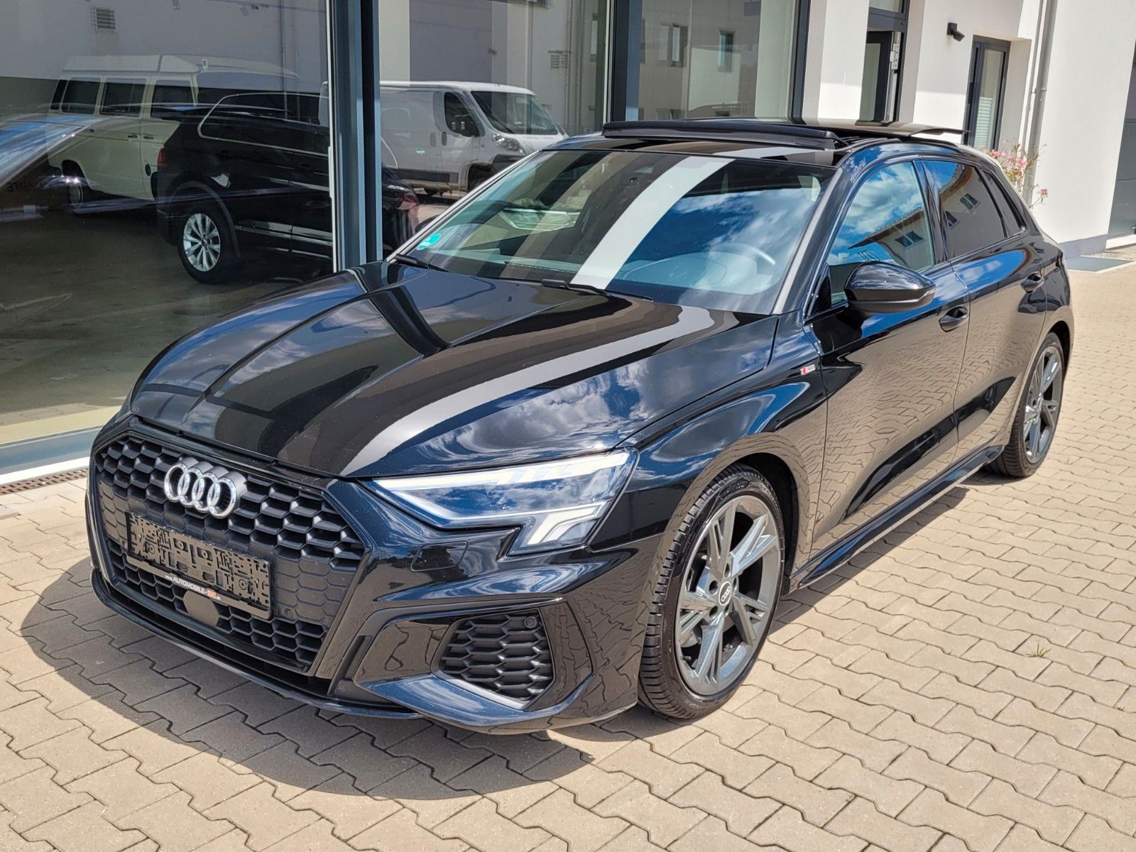 Audi A3 Sportback 35 TDI 2x S line Panorama 18" Black