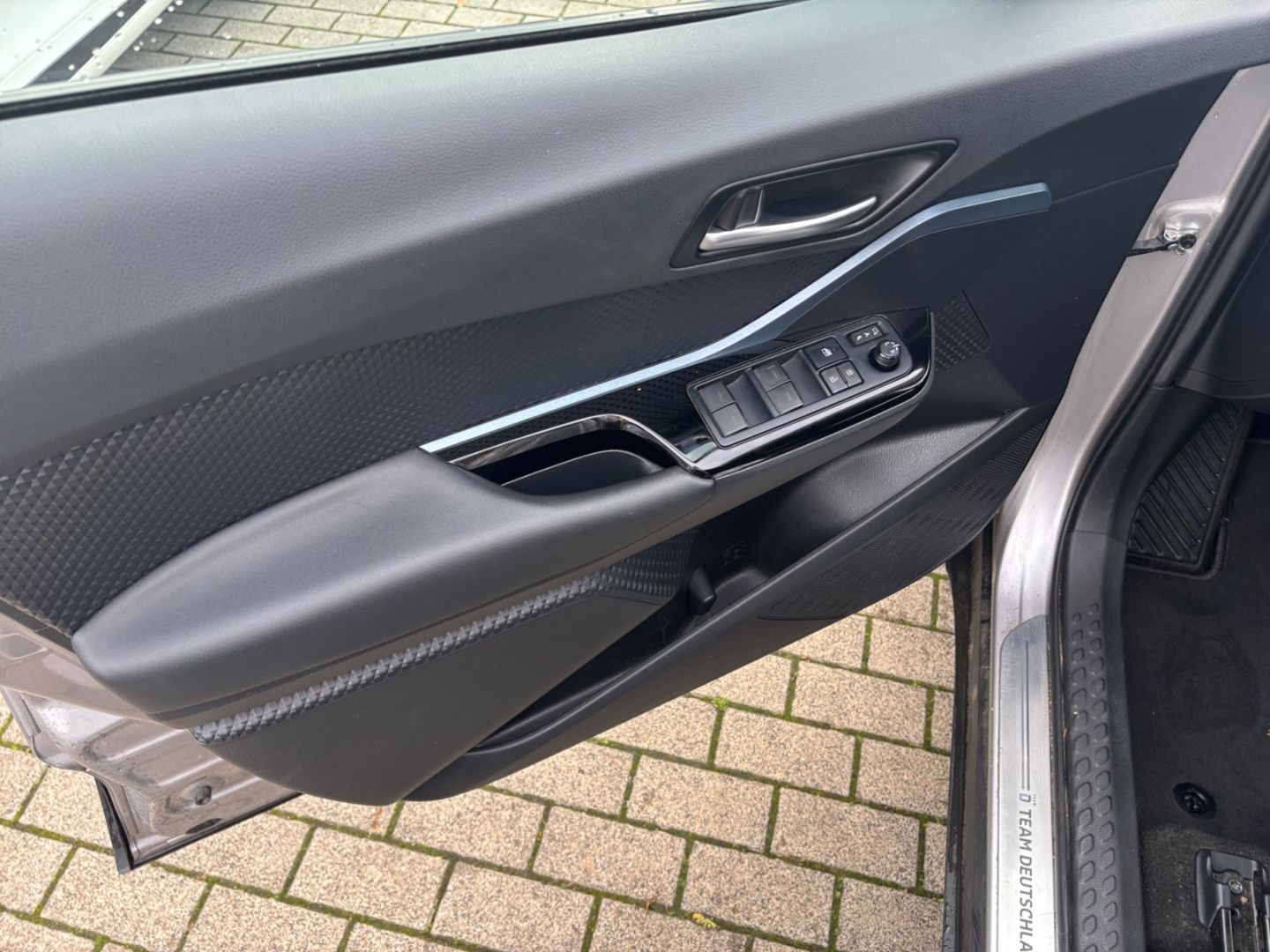 Toyota C-HR 2.0 Hybrid Team Deutschland *LED*ACC*CarPla