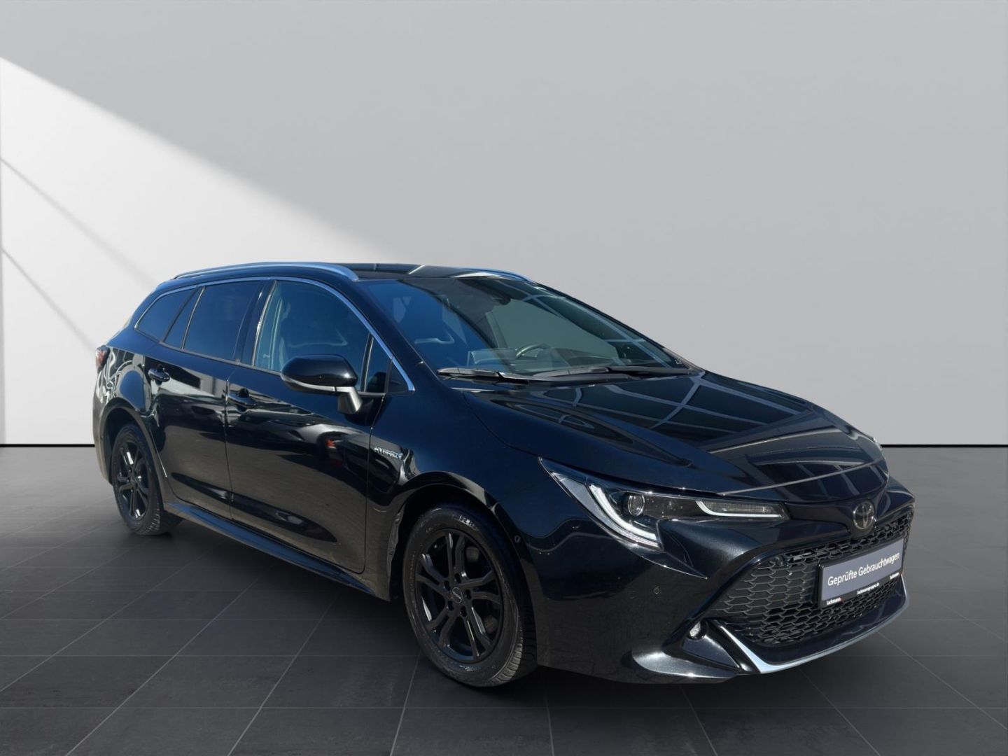 Toyota Corolla 2.0 Hybrid TS GR Sport - Samsaru's Car Outlet
